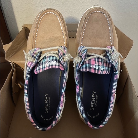 Sperry shoes size 3 1/2 kids - Picture 3 of 4